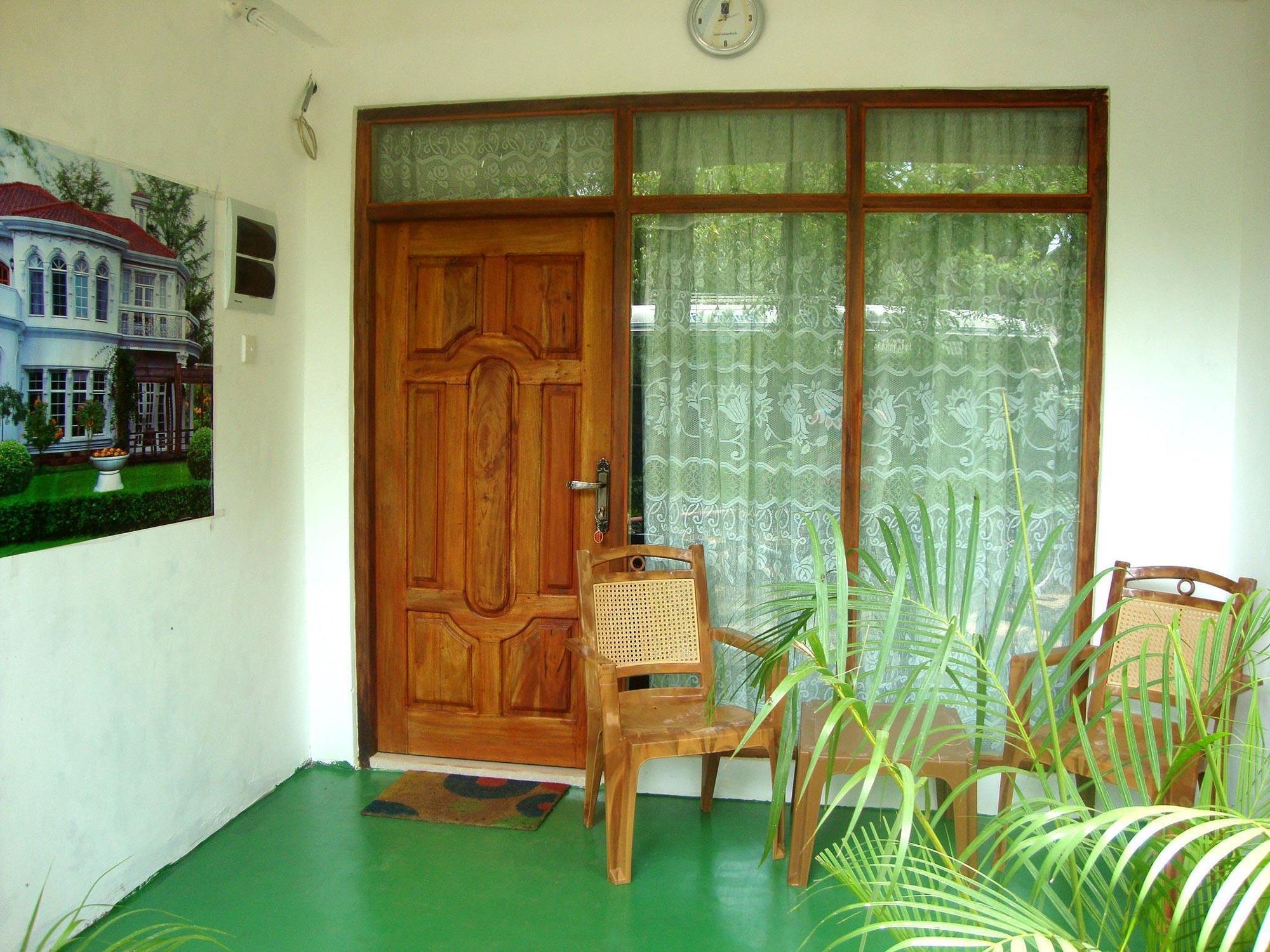Madawa Rest Sigiriya Hotel Zewnętrze zdjęcie